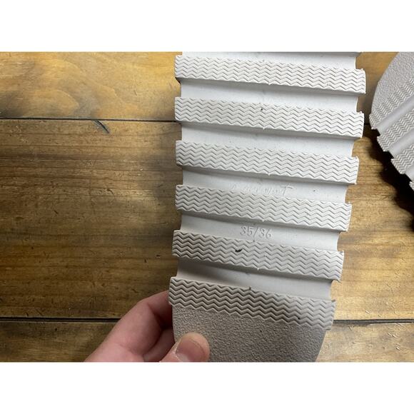 Free People Women's FP Movement Halftime Clogs in the Birch Tree Size 35/36 US 5 - Picture 6 of 6